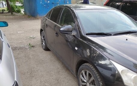 Chevrolet Cruze II, 2012 год, 700 000 рублей, 3 фотография
