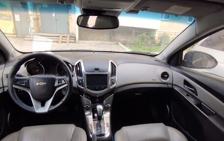 Chevrolet Cruze II, 2012 год, 700 000 рублей, 2 фотография