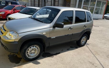 Chevrolet Niva I рестайлинг, 2014 год, 650 000 рублей, 4 фотография