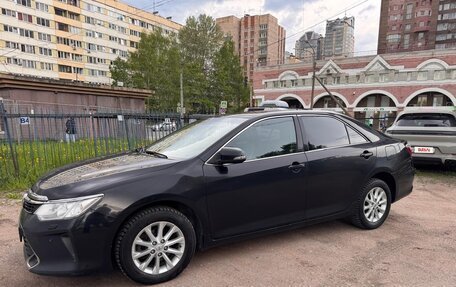 Toyota Camry, 2016 год, 1 680 000 рублей, 3 фотография
