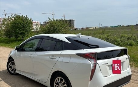 Toyota Prius IV XW50, 2016 год, 1 770 000 рублей, 9 фотография