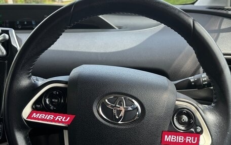 Toyota Prius IV XW50, 2016 год, 1 770 000 рублей, 21 фотография