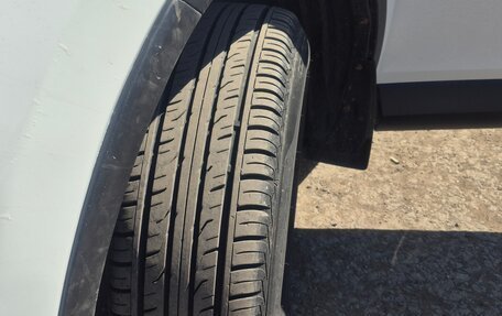 Toyota RAV4, 2017 год, 2 350 000 рублей, 7 фотография