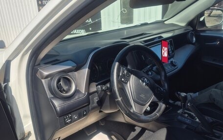 Toyota RAV4, 2017 год, 2 350 000 рублей, 9 фотография