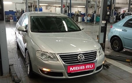 Volkswagen Passat B6, 2010 год, 599 000 рублей, 2 фотография