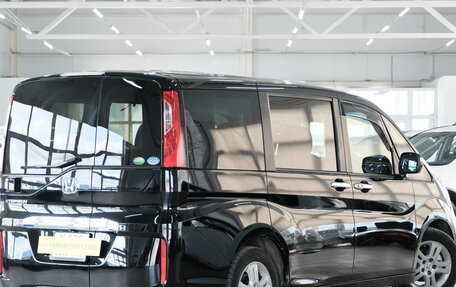 Honda Stepwgn IV, 2017 год, 1 859 000 рублей, 7 фотография