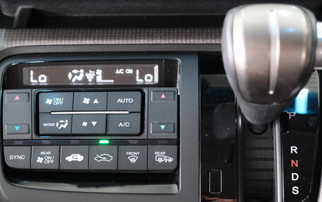 Honda Stepwgn IV, 2017 год, 1 859 000 рублей, 21 фотография