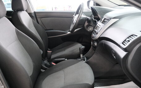 Hyundai Solaris II рестайлинг, 2011 год, 679 000 рублей, 23 фотография