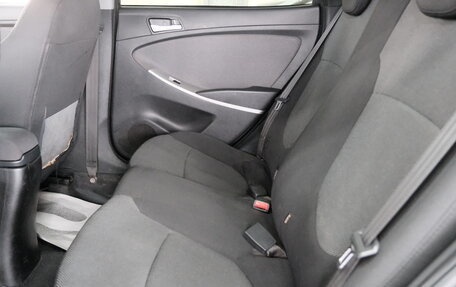 Hyundai Solaris II рестайлинг, 2011 год, 679 000 рублей, 24 фотография