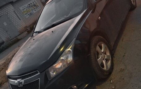 Chevrolet Cruze II, 2010 год, 3 фотография