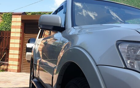 Mitsubishi Pajero IV, 2014 год, 2 650 000 рублей, 21 фотография