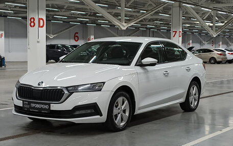 Skoda Octavia IV, 2021 год, 1 775 000 рублей, 1 фотография