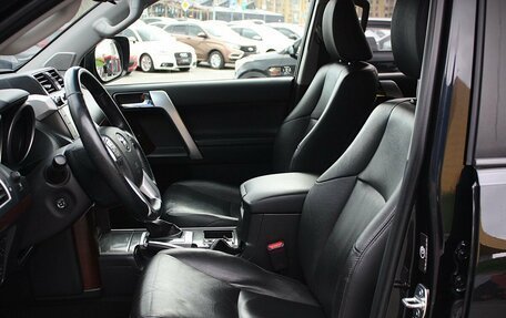 Toyota Land Cruiser Prado 150 рестайлинг 2, 2015 год, 4 187 000 рублей, 16 фотография