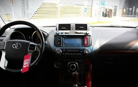 Toyota Land Cruiser Prado 150 рестайлинг 2, 2015 год, 4 187 000 рублей, 6 фотография