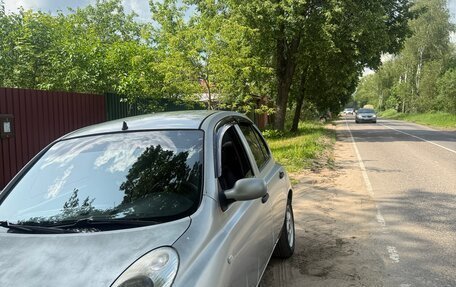 Nissan Micra III, 2004 год, 350 000 рублей, 3 фотография