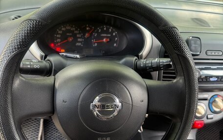 Nissan Micra III, 2004 год, 350 000 рублей, 11 фотография
