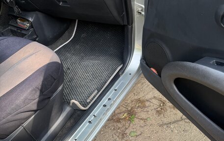 Nissan Micra III, 2004 год, 350 000 рублей, 6 фотография