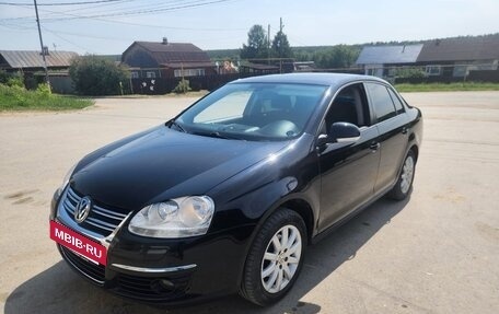 Volkswagen Jetta VI, 2010 год, 835 000 рублей, 4 фотография