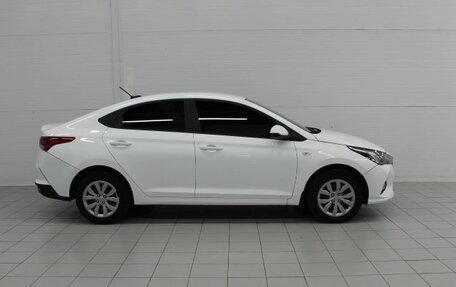 Hyundai Solaris II рестайлинг, 2020 год, 1 300 000 рублей, 5 фотография
