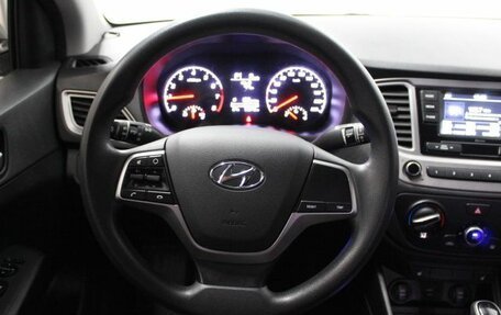 Hyundai Solaris II рестайлинг, 2020 год, 1 300 000 рублей, 18 фотография