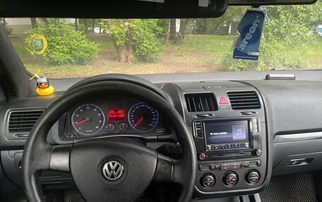 Volkswagen Golf V, 2006 год, 610 000 рублей, 2 фотография
