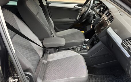 Volkswagen Tiguan II, 2020 год, 2 600 000 рублей, 7 фотография