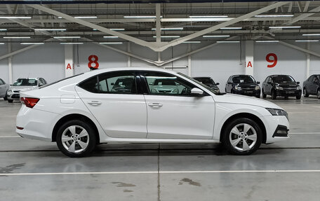 Skoda Octavia IV, 2021 год, 1 775 000 рублей, 5 фотография