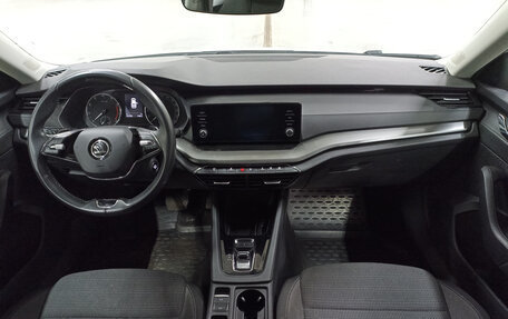 Skoda Octavia IV, 2021 год, 1 775 000 рублей, 17 фотография