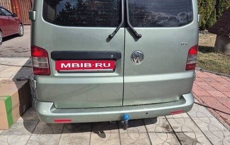 Volkswagen Caravelle T5, 2005 год, 1 290 000 рублей, 10 фотография