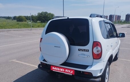 Chevrolet Niva I рестайлинг, 2013 год, 600 000 рублей, 8 фотография