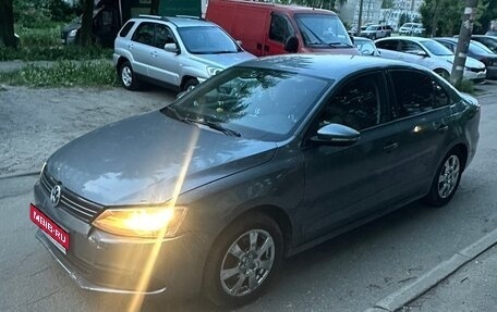 Volkswagen Jetta VI, 2013 год, 1 200 000 рублей, 1 фотография