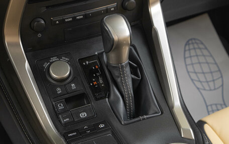 Lexus NX I, 2015 год, 3 099 000 рублей, 15 фотография