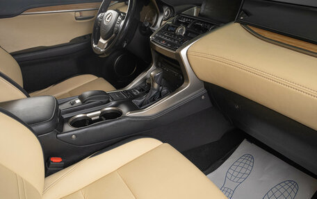 Lexus NX I, 2015 год, 3 099 000 рублей, 19 фотография