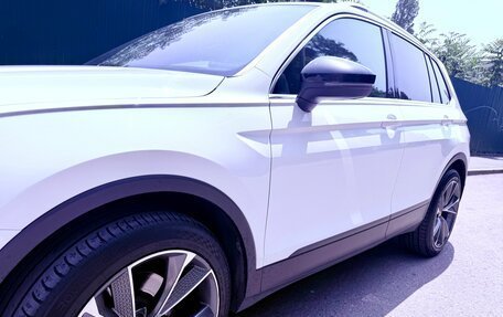 Volkswagen Tiguan II, 2019 год, 3 300 000 рублей, 9 фотография