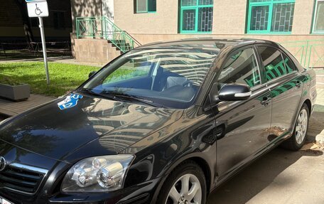 Toyota Avensis III рестайлинг, 2008 год, 1 250 000 рублей, 2 фотография