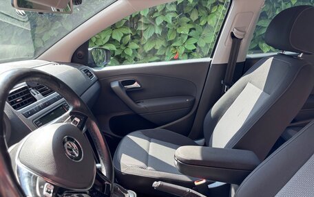 Volkswagen Polo VI (EU Market), 2018 год, 1 500 000 рублей, 8 фотография