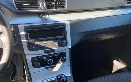 Volkswagen Passat B7, 2012 год, 980 000 рублей, 13 фотография