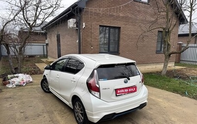 Toyota Aqua I, 2015 год, 940 000 рублей, 1 фотография