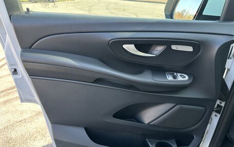 Mercedes-Benz V-Класс, 2019 год, 4 590 000 рублей, 13 фотография