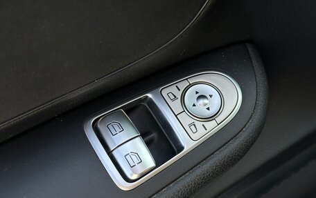 Mercedes-Benz V-Класс, 2019 год, 4 590 000 рублей, 14 фотография