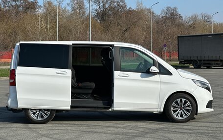 Mercedes-Benz V-Класс, 2019 год, 4 590 000 рублей, 12 фотография