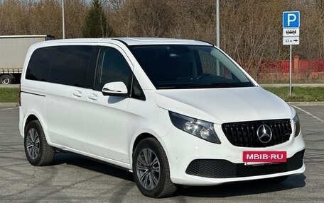Mercedes-Benz V-Класс, 2019 год, 4 590 000 рублей, 9 фотография