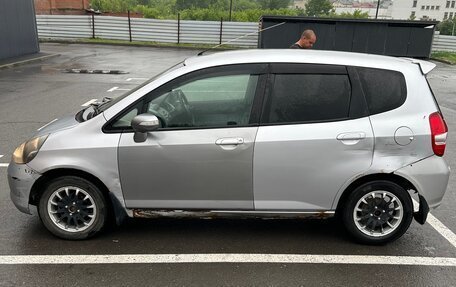 Honda Fit III, 2002 год, 290 000 рублей, 3 фотография