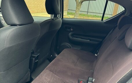 Toyota Aqua I, 2015 год, 940 000 рублей, 8 фотография