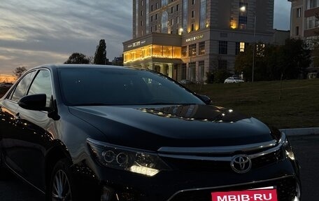 Toyota Camry, 2016 год, 2 090 000 рублей, 4 фотография