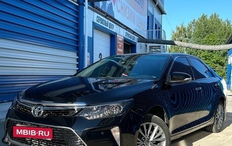 Toyota Camry, 2016 год, 2 090 000 рублей, 2 фотография