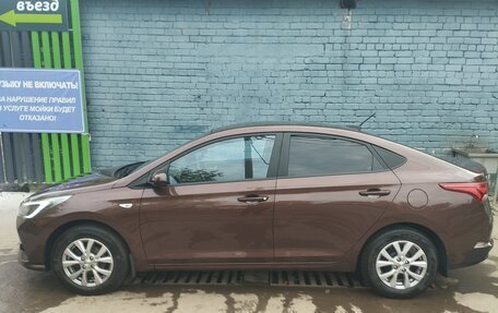 Hyundai Solaris II рестайлинг, 2021 год, 1 760 000 рублей, 4 фотография