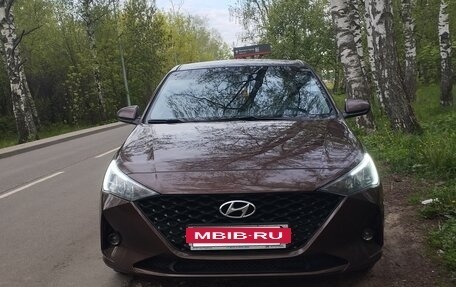 Hyundai Solaris II рестайлинг, 2021 год, 1 760 000 рублей, 3 фотография