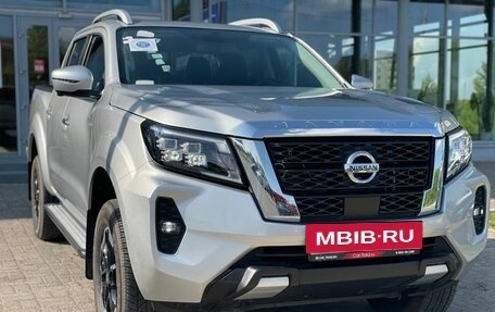 Nissan Navara (Frontier), 2024 год, 3 990 000 рублей, 4 фотография
