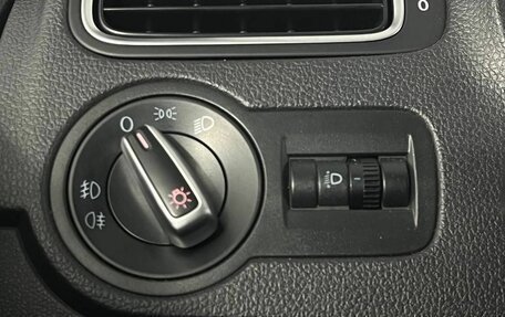 Volkswagen Polo VI (EU Market), 2011 год, 690 000 рублей, 18 фотография